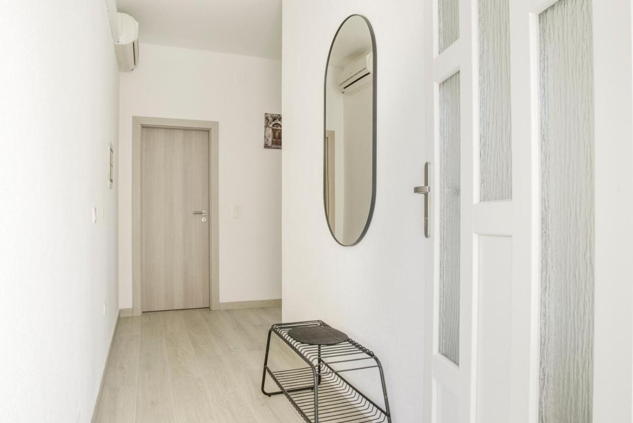 Apartmani Vudrag 特罗吉尔 外观 照片